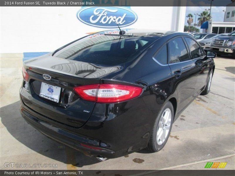 Tuxedo Black / Charcoal Black 2014 Ford Fusion SE