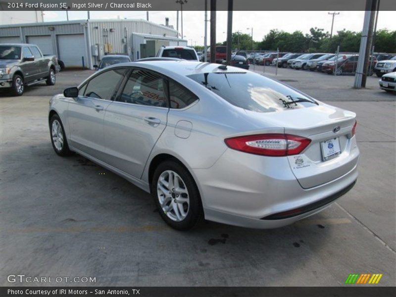 Ingot Silver / Charcoal Black 2014 Ford Fusion SE