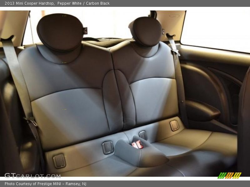 Pepper White / Carbon Black 2013 Mini Cooper Hardtop