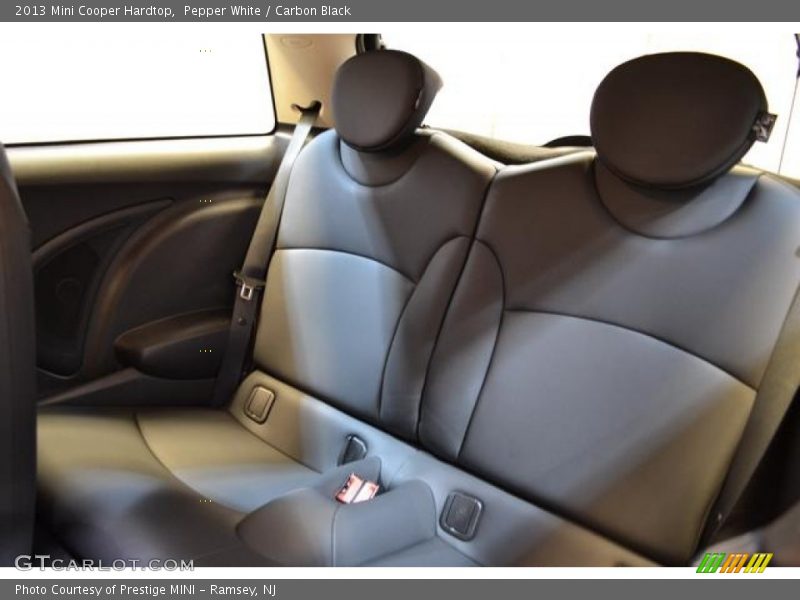 Pepper White / Carbon Black 2013 Mini Cooper Hardtop