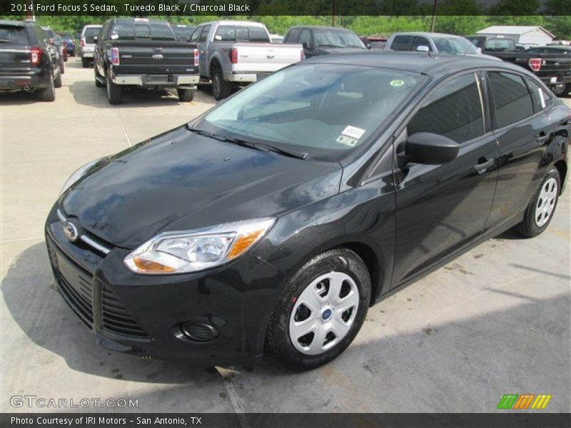 Tuxedo Black / Charcoal Black 2014 Ford Focus S Sedan