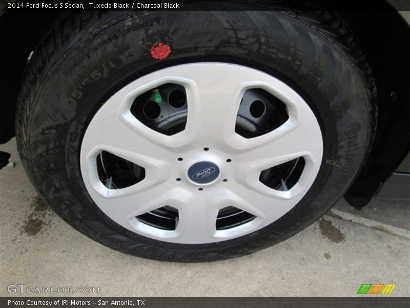 Tuxedo Black / Charcoal Black 2014 Ford Focus S Sedan