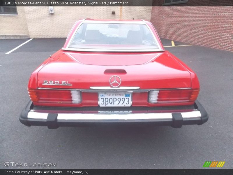 Signal Red / Parchment 1988 Mercedes-Benz SL Class 560 SL Roadster