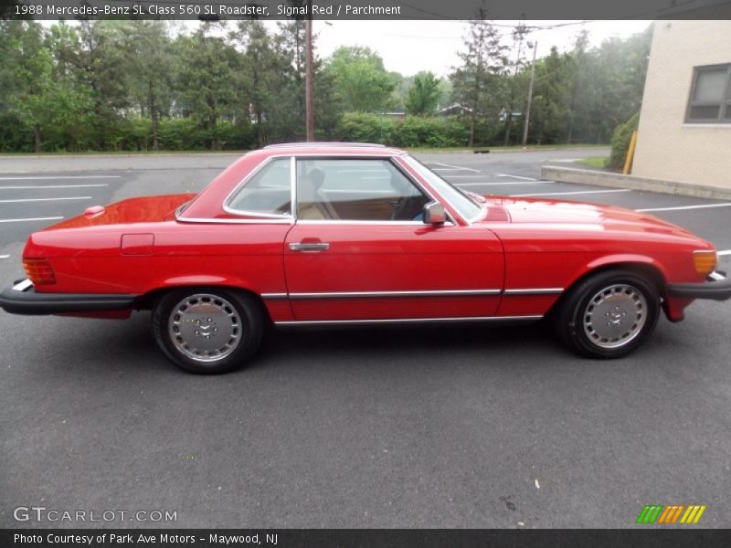 Signal Red / Parchment 1988 Mercedes-Benz SL Class 560 SL Roadster