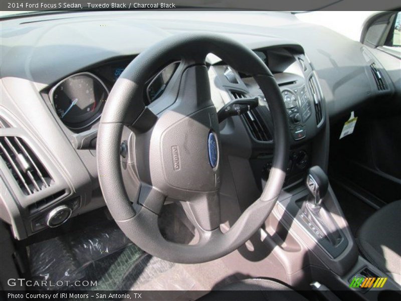 Tuxedo Black / Charcoal Black 2014 Ford Focus S Sedan