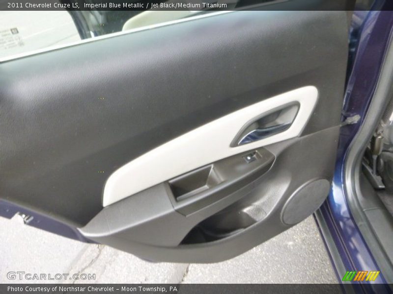 Imperial Blue Metallic / Jet Black/Medium Titanium 2011 Chevrolet Cruze LS
