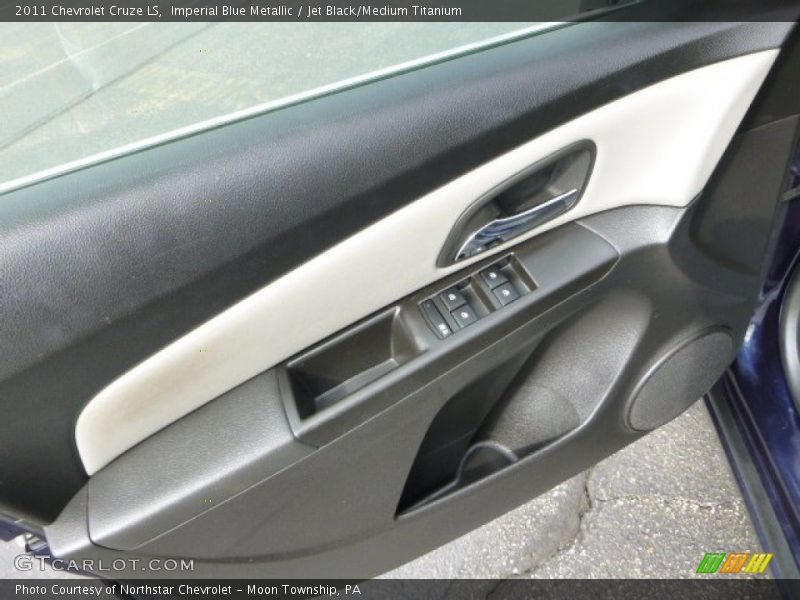 Imperial Blue Metallic / Jet Black/Medium Titanium 2011 Chevrolet Cruze LS