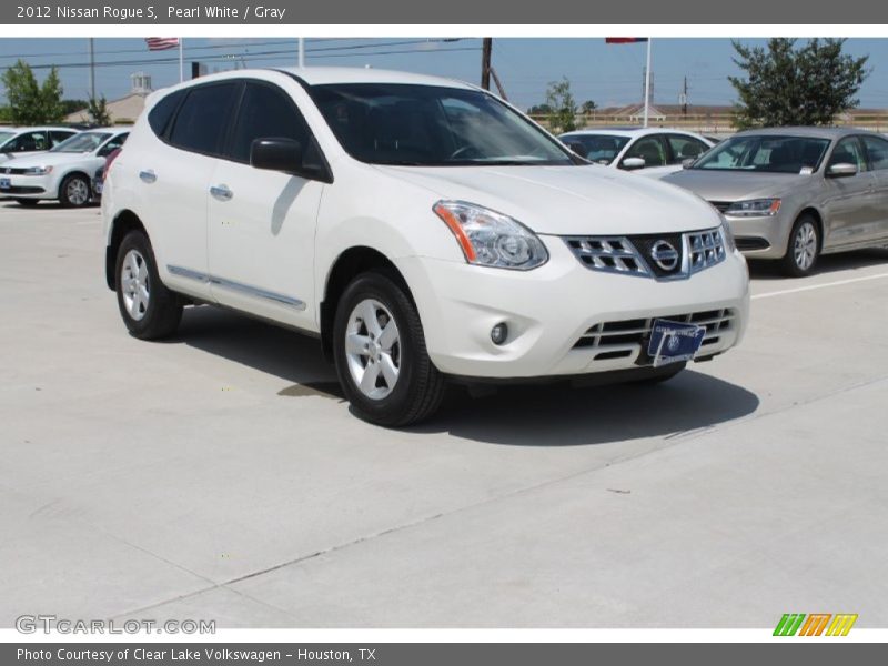 Pearl White / Gray 2012 Nissan Rogue S