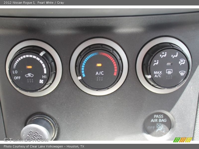 Pearl White / Gray 2012 Nissan Rogue S