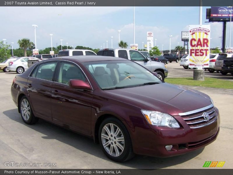 Cassis Red Pearl / Ivory 2007 Toyota Avalon Limited