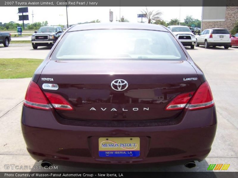 Cassis Red Pearl / Ivory 2007 Toyota Avalon Limited