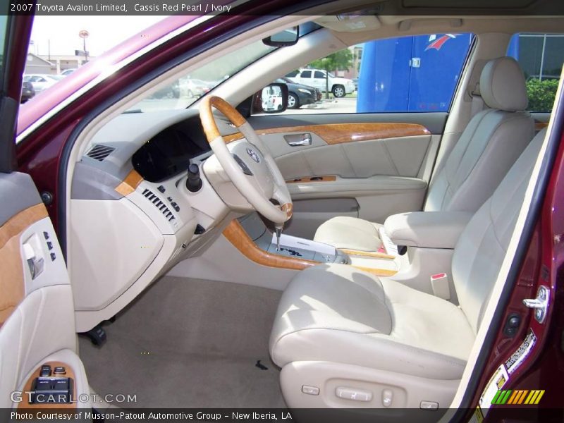 Cassis Red Pearl / Ivory 2007 Toyota Avalon Limited