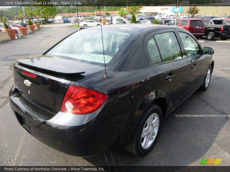 Black / Gray 2005 Chevrolet Cobalt LS Sedan