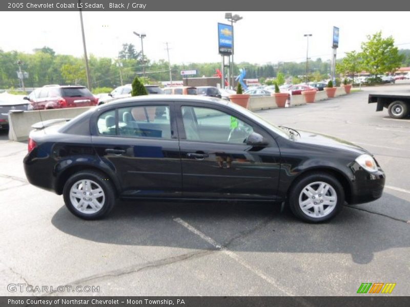 Black / Gray 2005 Chevrolet Cobalt LS Sedan