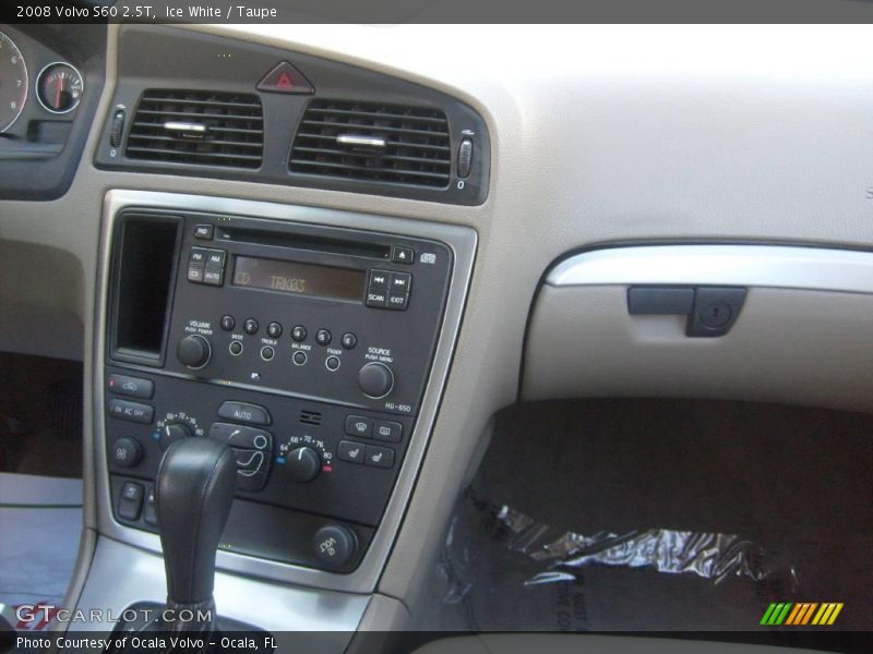 Ice White / Taupe 2008 Volvo S60 2.5T