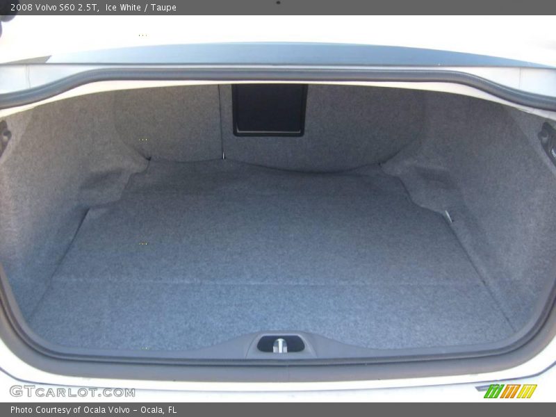 Ice White / Taupe 2008 Volvo S60 2.5T