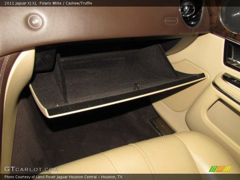 Polaris White / Cashew/Truffle 2011 Jaguar XJ XJ