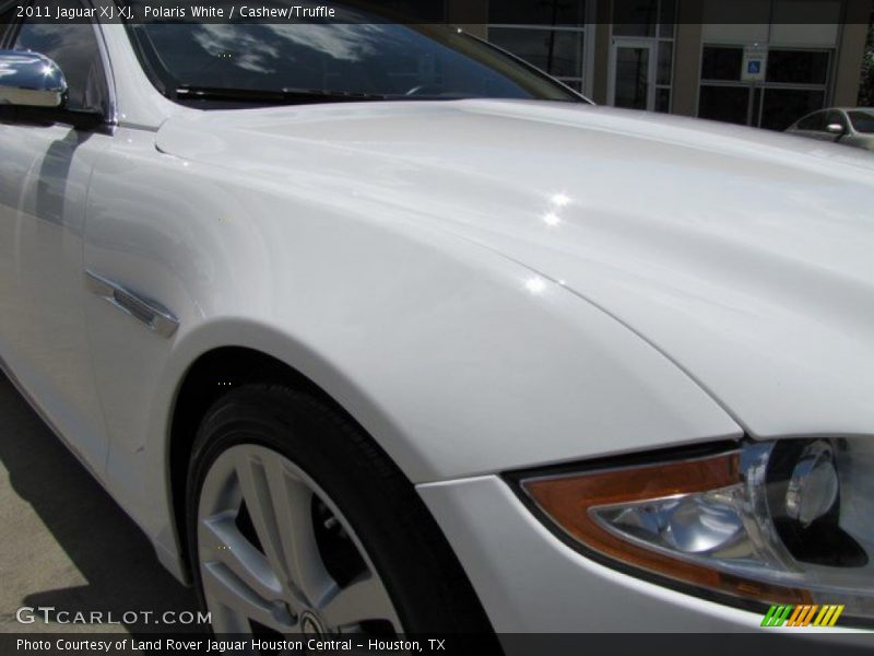 Polaris White / Cashew/Truffle 2011 Jaguar XJ XJ
