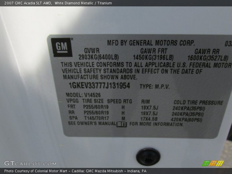 White Diamond Metallic / Titanium 2007 GMC Acadia SLT AWD