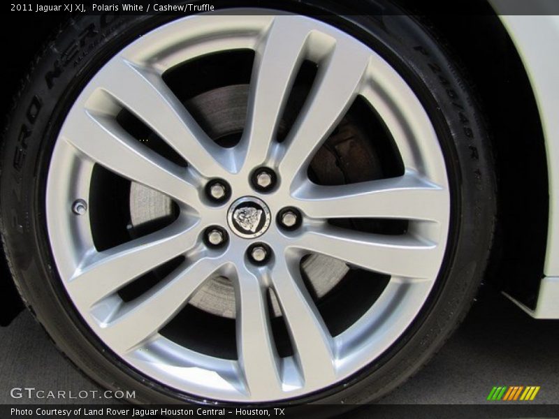 Polaris White / Cashew/Truffle 2011 Jaguar XJ XJ