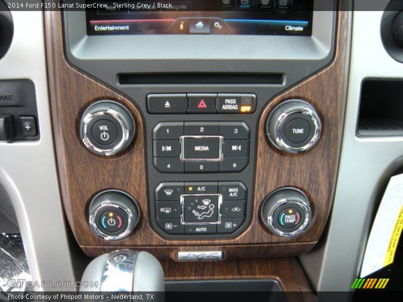 Sterling Grey / Black 2014 Ford F150 Lariat SuperCrew