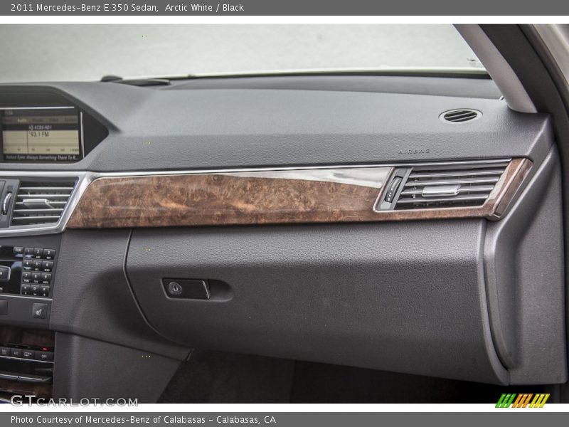 Arctic White / Black 2011 Mercedes-Benz E 350 Sedan