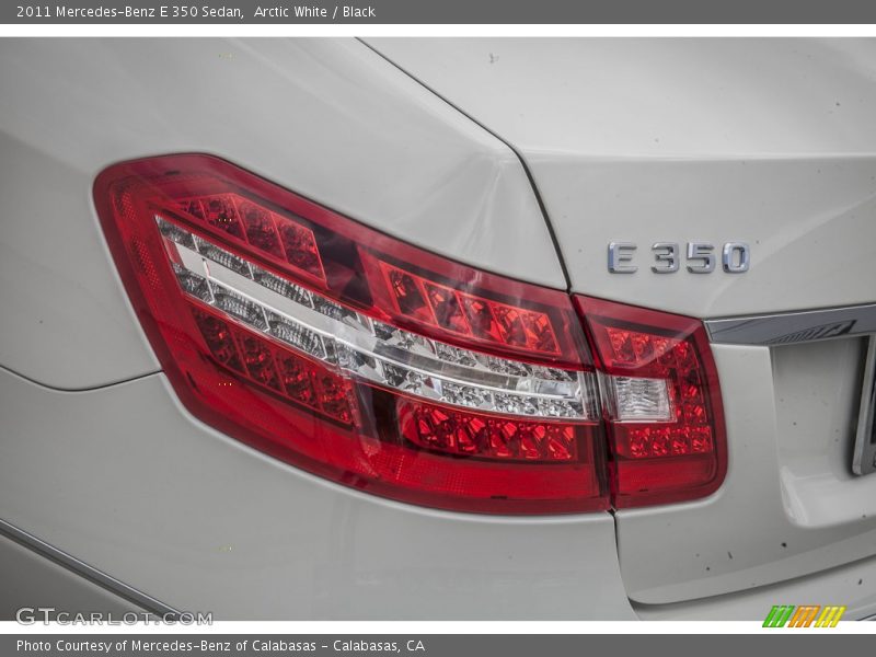 Arctic White / Black 2011 Mercedes-Benz E 350 Sedan