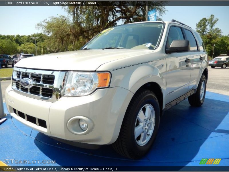 Front 3/4 View of 2008 Escape XLT V6