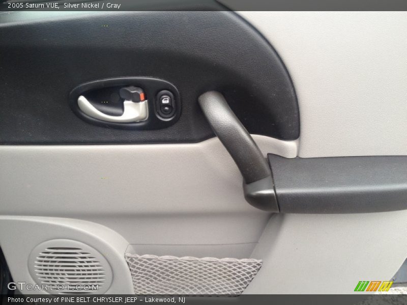 Silver Nickel / Gray 2005 Saturn VUE