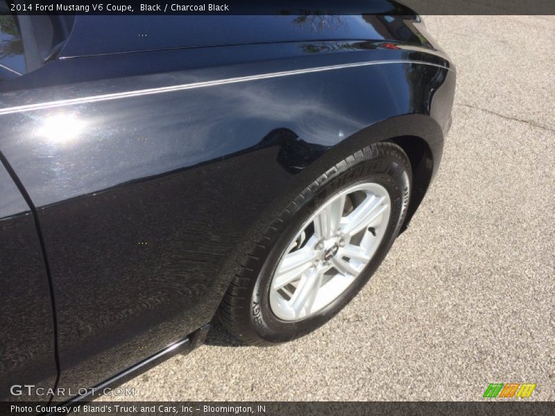 Black / Charcoal Black 2014 Ford Mustang V6 Coupe