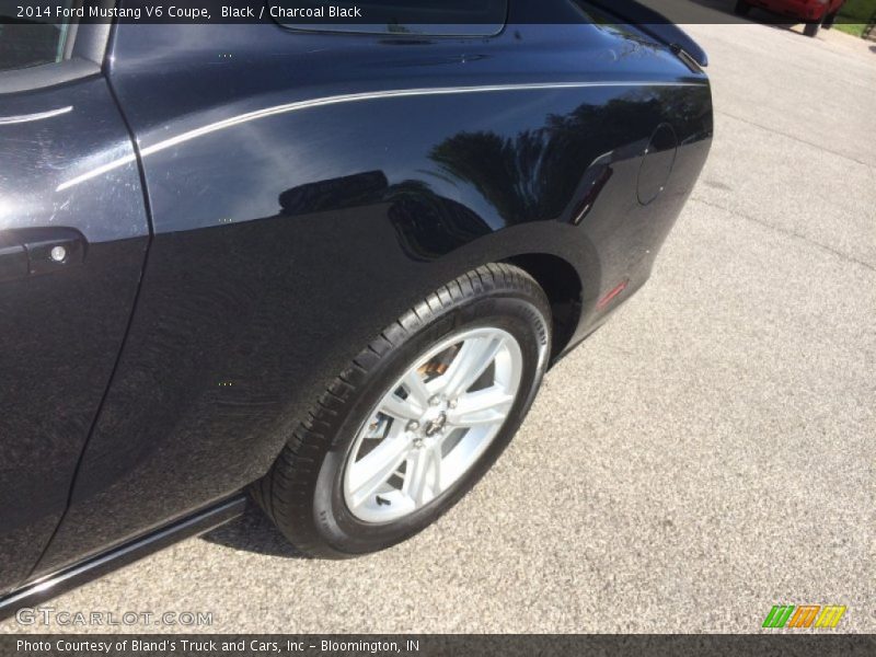 Black / Charcoal Black 2014 Ford Mustang V6 Coupe