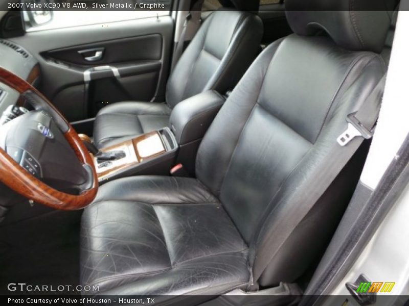 Front Seat of 2007 XC90 V8 AWD