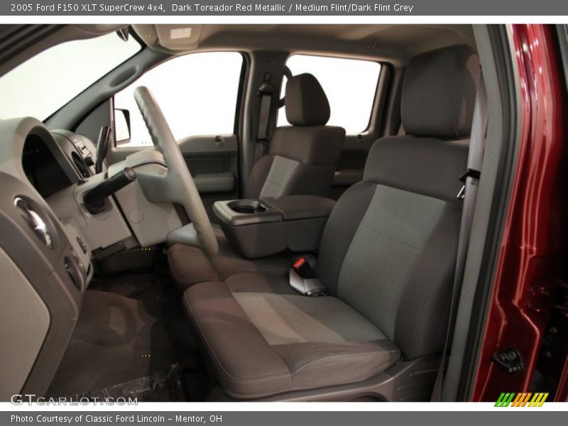 Dark Toreador Red Metallic / Medium Flint/Dark Flint Grey 2005 Ford F150 XLT SuperCrew 4x4