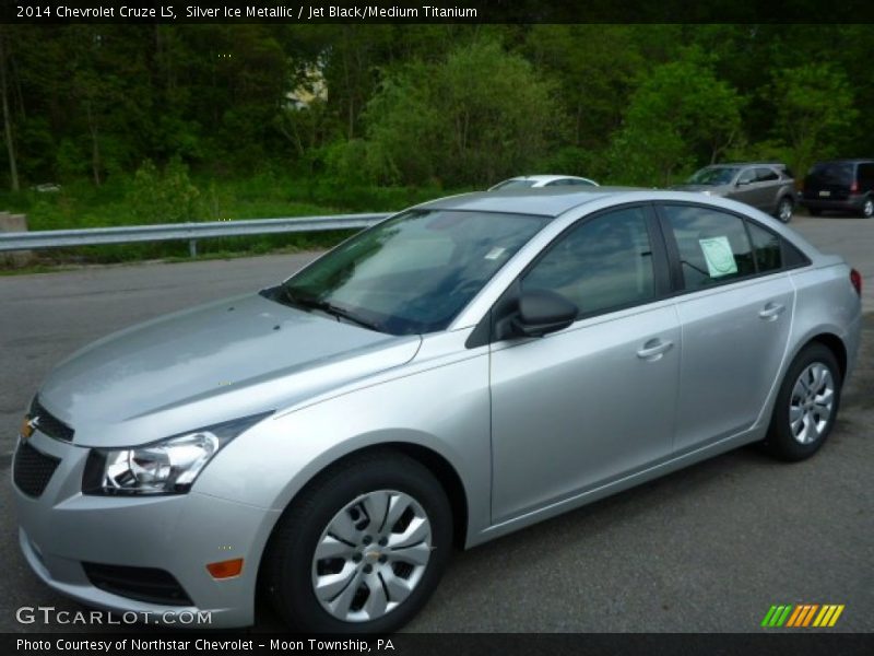 Silver Ice Metallic / Jet Black/Medium Titanium 2014 Chevrolet Cruze LS