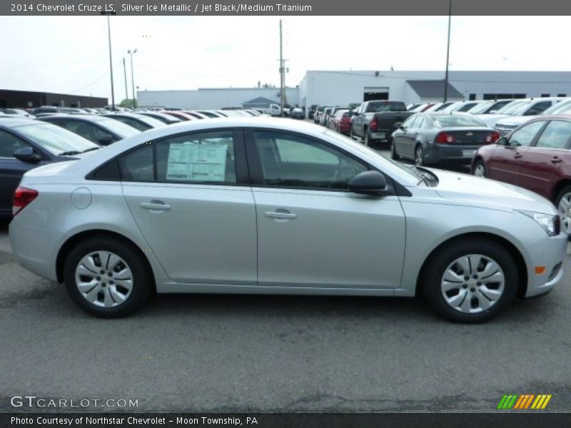 Silver Ice Metallic / Jet Black/Medium Titanium 2014 Chevrolet Cruze LS