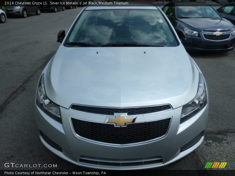 Silver Ice Metallic / Jet Black/Medium Titanium 2014 Chevrolet Cruze LS