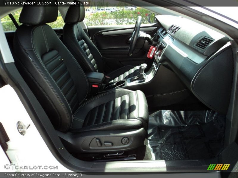 Candy White / Black 2010 Volkswagen CC Sport