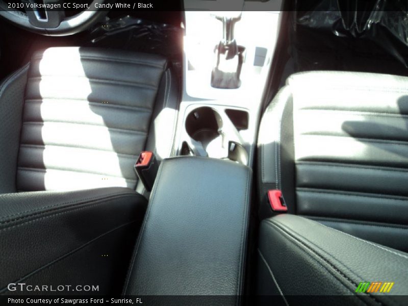 Candy White / Black 2010 Volkswagen CC Sport