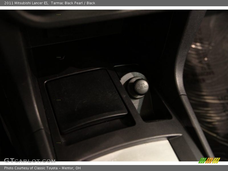 Tarmac Black Pearl / Black 2011 Mitsubishi Lancer ES