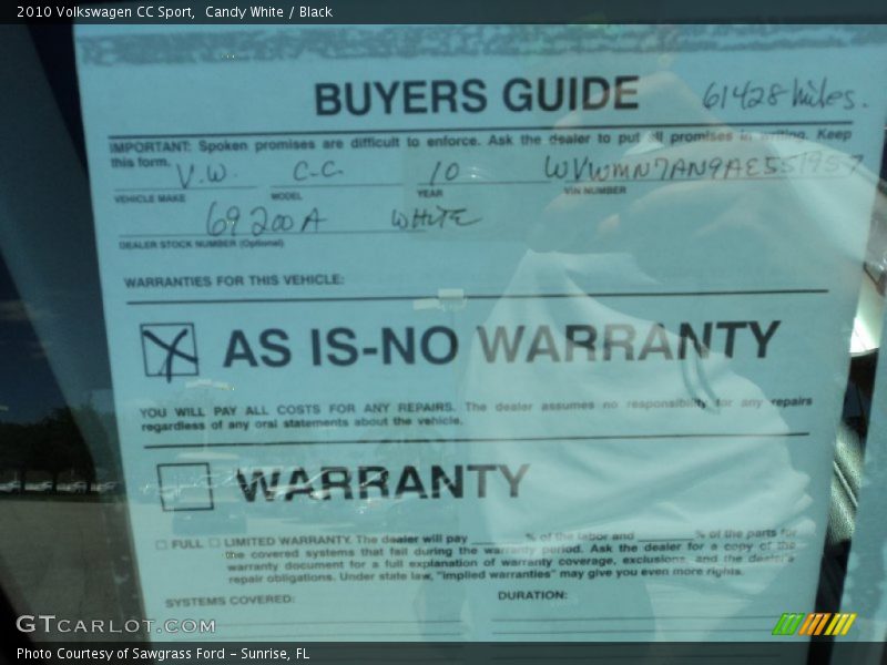 Candy White / Black 2010 Volkswagen CC Sport