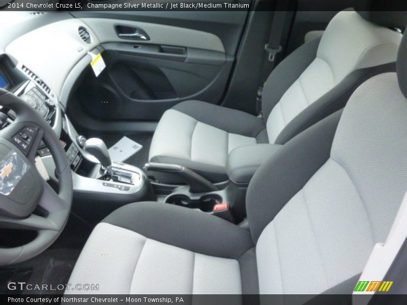 Champagne Silver Metallic / Jet Black/Medium Titanium 2014 Chevrolet Cruze LS