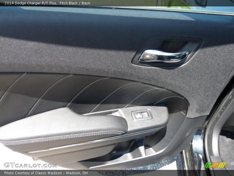 Pitch Black / Black 2014 Dodge Charger R/T Plus