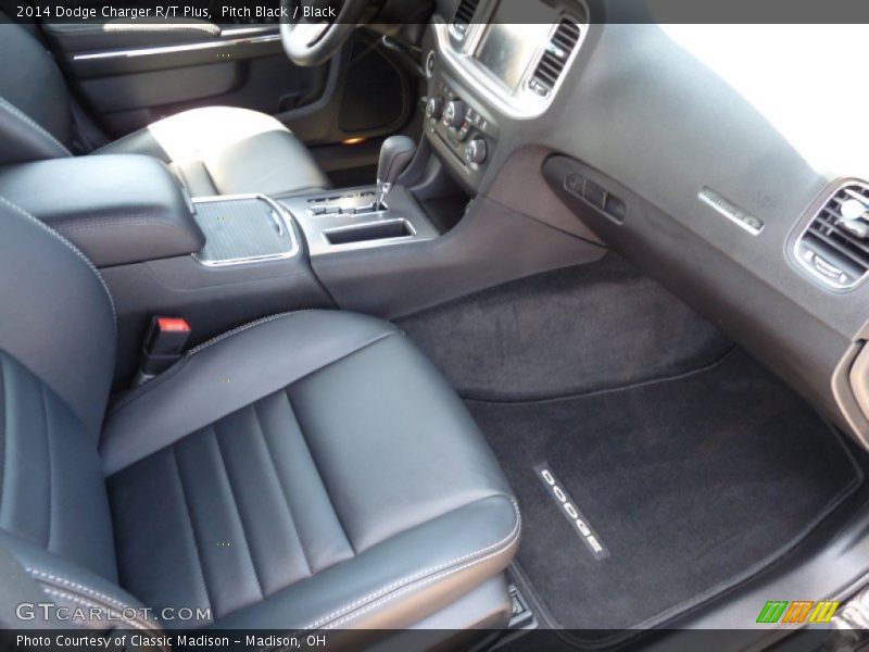 Pitch Black / Black 2014 Dodge Charger R/T Plus