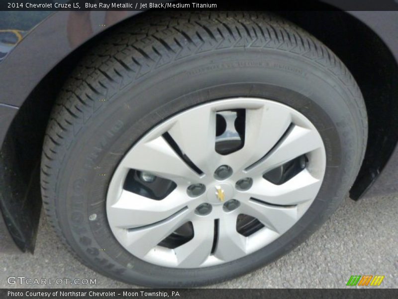 Blue Ray Metallic / Jet Black/Medium Titanium 2014 Chevrolet Cruze LS