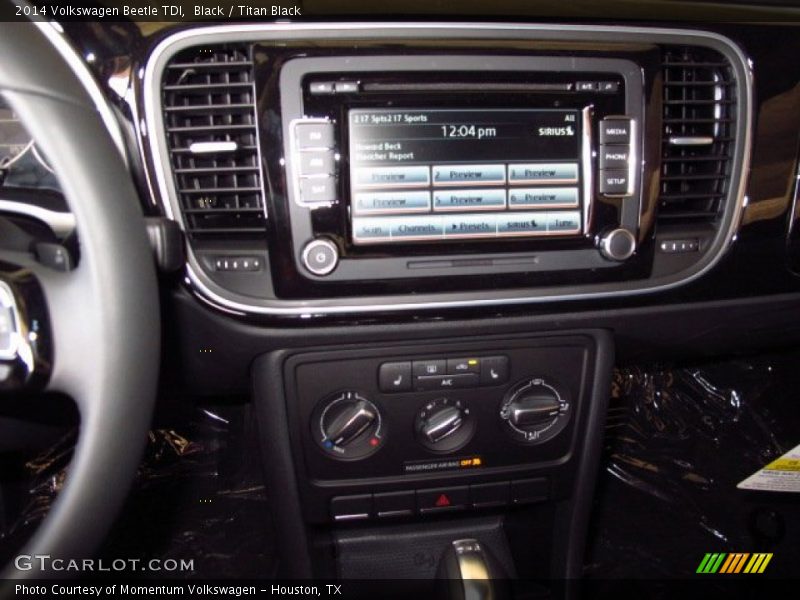 Black / Titan Black 2014 Volkswagen Beetle TDI