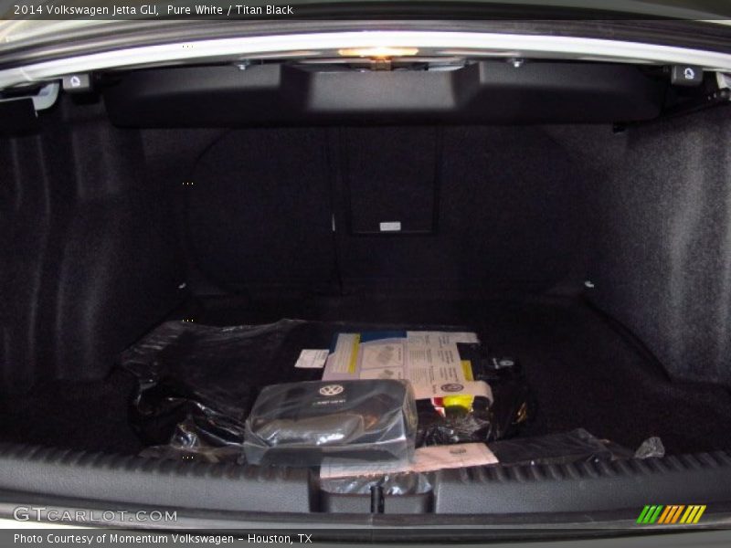 Pure White / Titan Black 2014 Volkswagen Jetta GLI