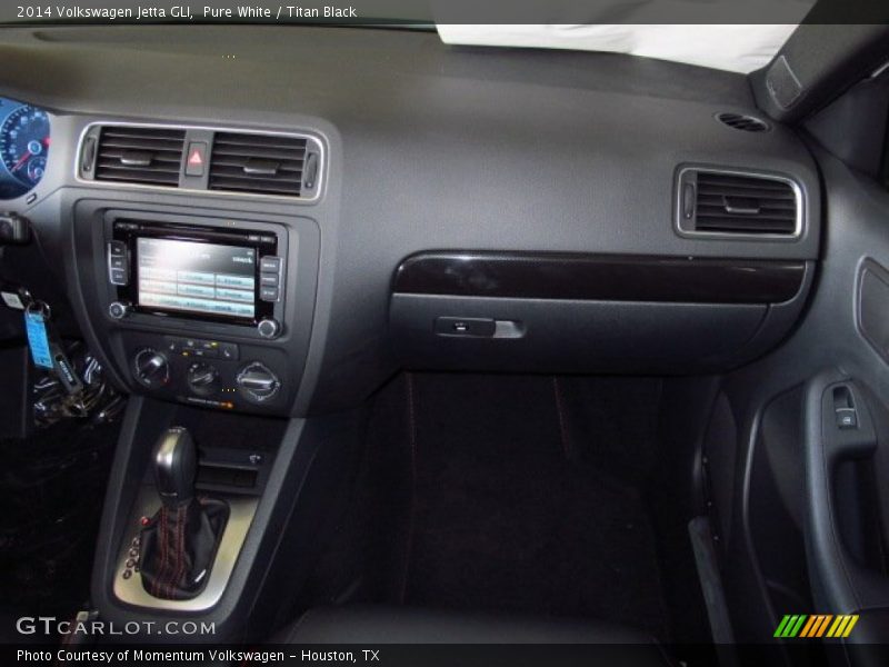 Pure White / Titan Black 2014 Volkswagen Jetta GLI