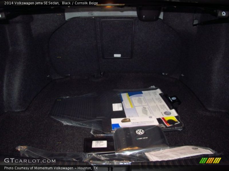 Black / Cornsilk Beige 2014 Volkswagen Jetta SE Sedan