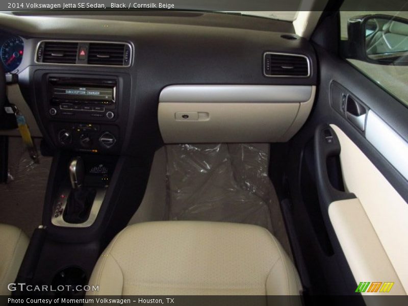 Black / Cornsilk Beige 2014 Volkswagen Jetta SE Sedan