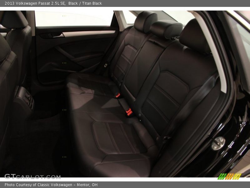 Black / Titan Black 2013 Volkswagen Passat 2.5L SE
